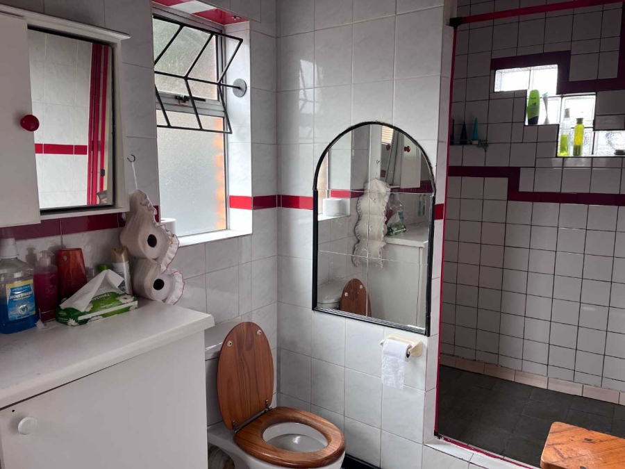 3 Bedroom Property for Sale in Wetton Western Cape